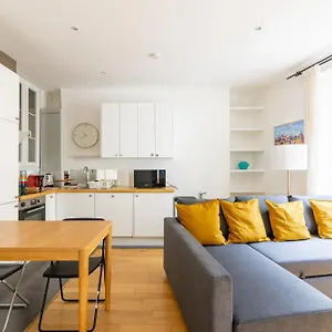  Apartment Luxurious 1 Bedroom Republique Vinaigriers Free Netflix